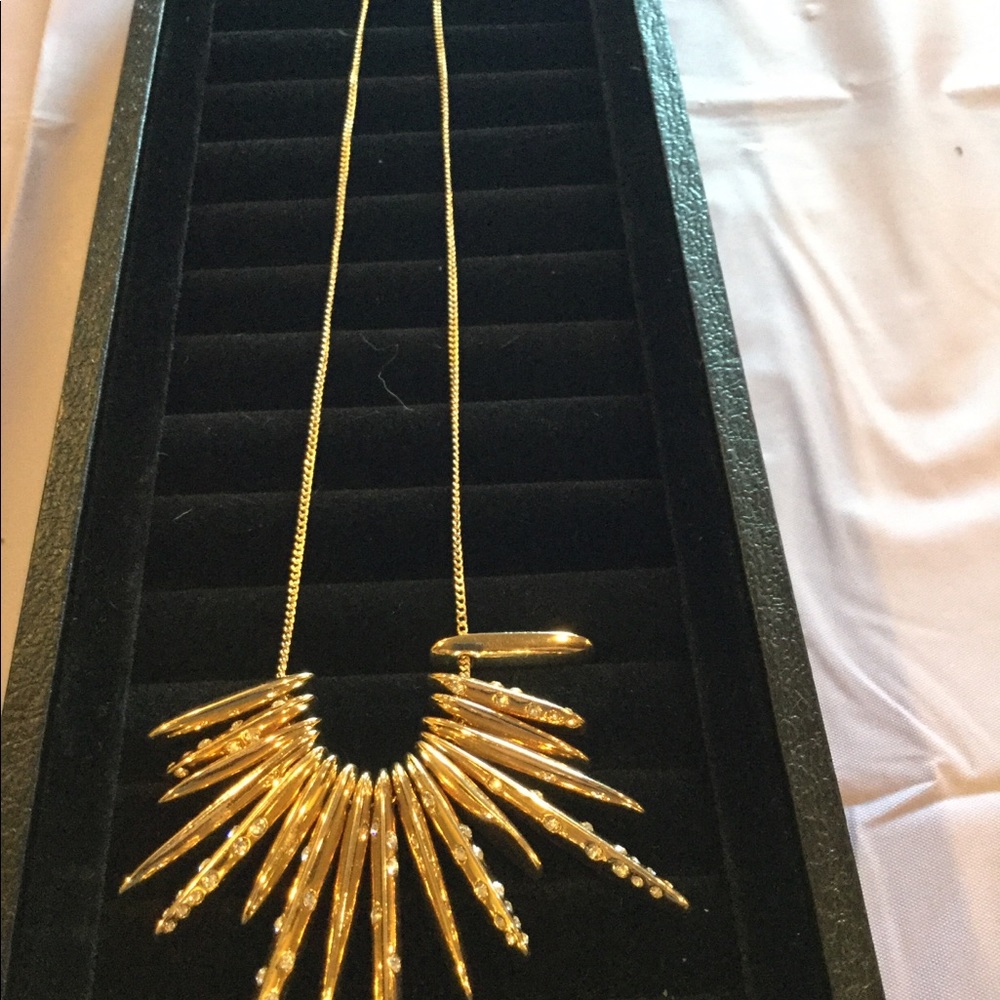Avon Pacific Rays Necklace - Picture 3 of 6